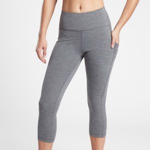 Athleta Ultimate Stash Pocket Capri in Grey Heather Medium lightly used